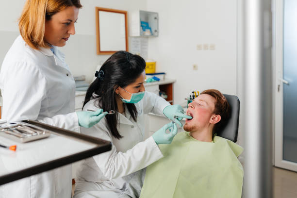 Best Broken or Cracked Tooth Emergency Dentist in Rantoul, IL